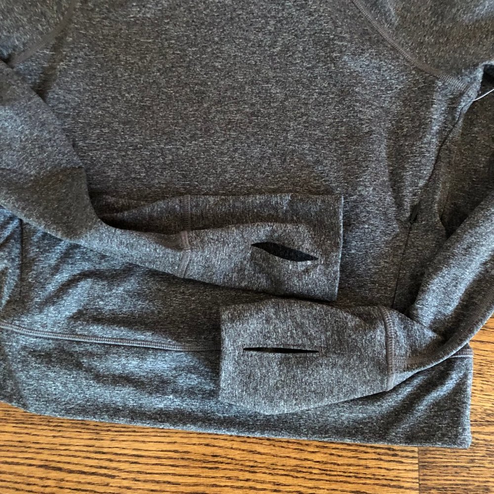 Old Navy - Old Navy Active COZECORE Hooded Crop Workout - Size Small - Picture 4 of 9
